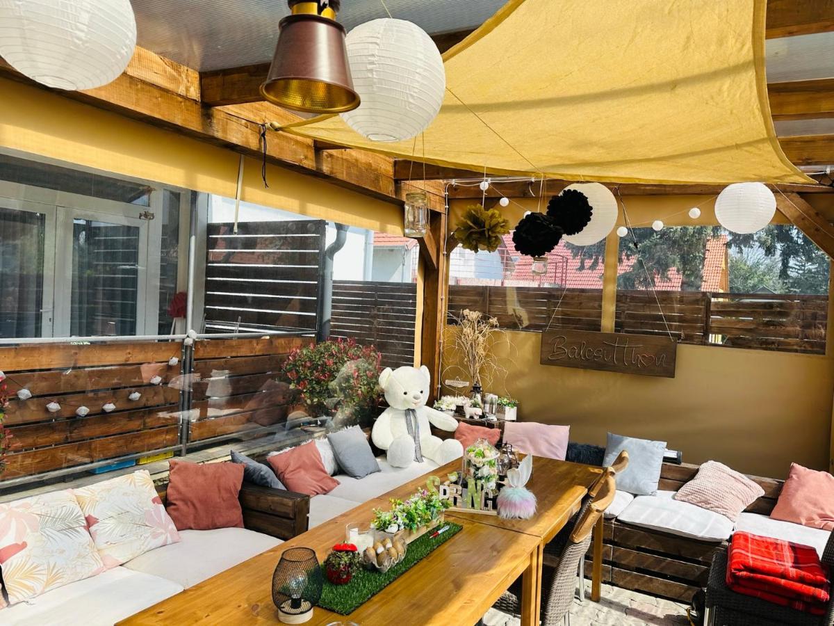 Balcsitthon Apartmanok 시오포크 외부 사진